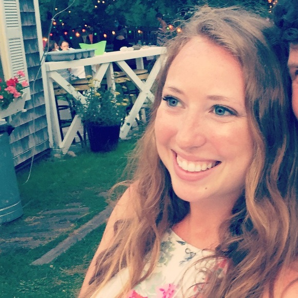 Good Vibes, Good Clothes - Picture 1 of 4